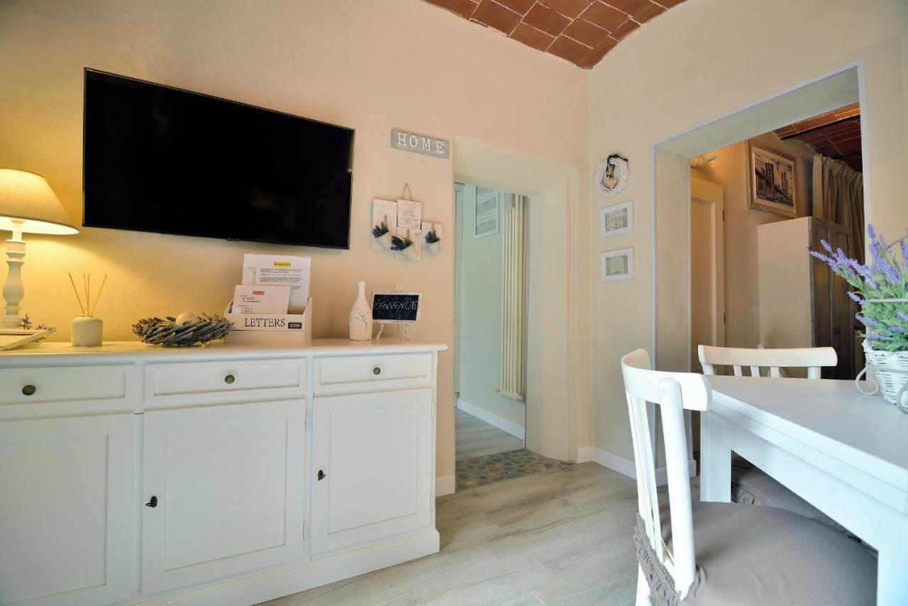 Borgo In Citta Apartment Pistoia Bagian luar foto